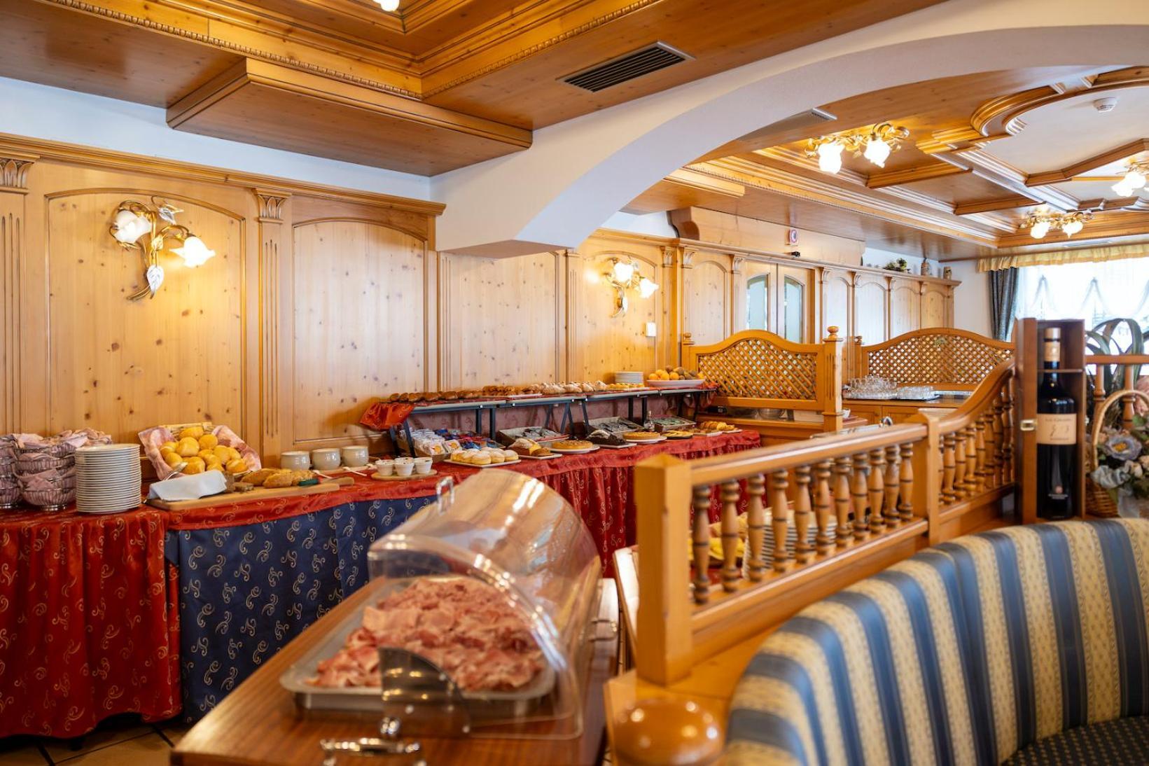 Sport Hotel Cristal Falcade Bagian luar foto
